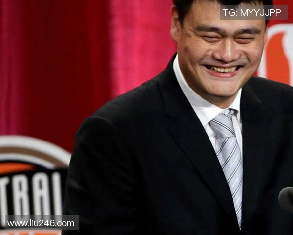 谢泼德的超远出手能否成为绿军制胜法宝?乌度卡回应引发热议 谢泼德的超远出手能否成为绿军制胜法宝?乌度卡回应引发热议